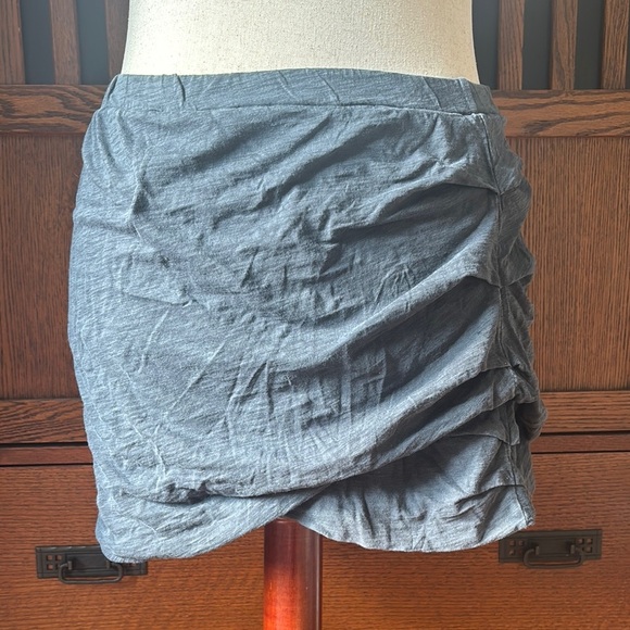 Monroe Grey 100% cotton skirt size large - Picture 1 of 6